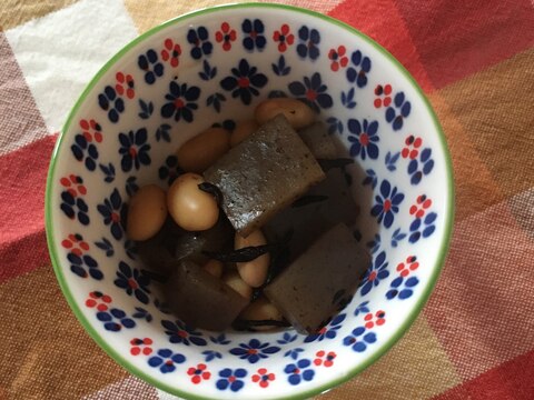 大豆入りひじきと蒟蒻の煮物